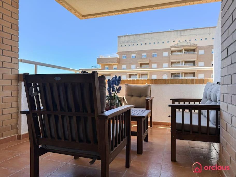 El Jardin Apartment โอโรเปซาเดลมาร์ ภายนอก รูปภาพ