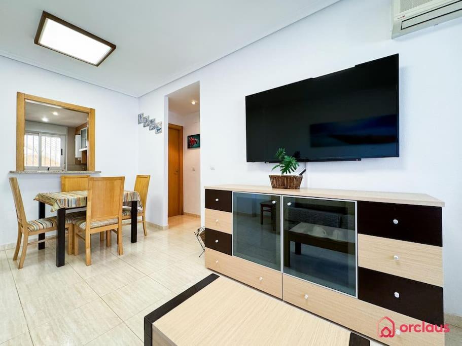 El Jardin Apartment โอโรเปซาเดลมาร์ ภายนอก รูปภาพ