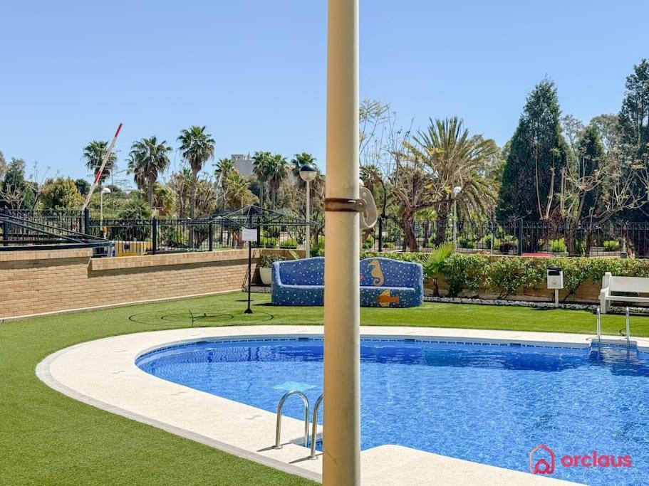 El Jardin Apartment โอโรเปซาเดลมาร์ ภายนอก รูปภาพ