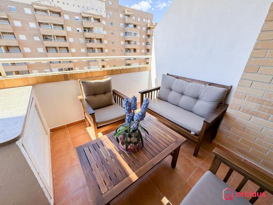 El Jardin Apartment โอโรเปซาเดลมาร์ ภายนอก รูปภาพ